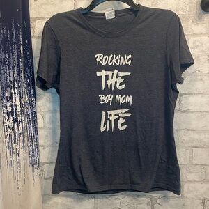 Women’s navy heather tee L